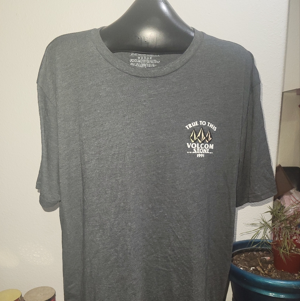 Volcom T-shirt